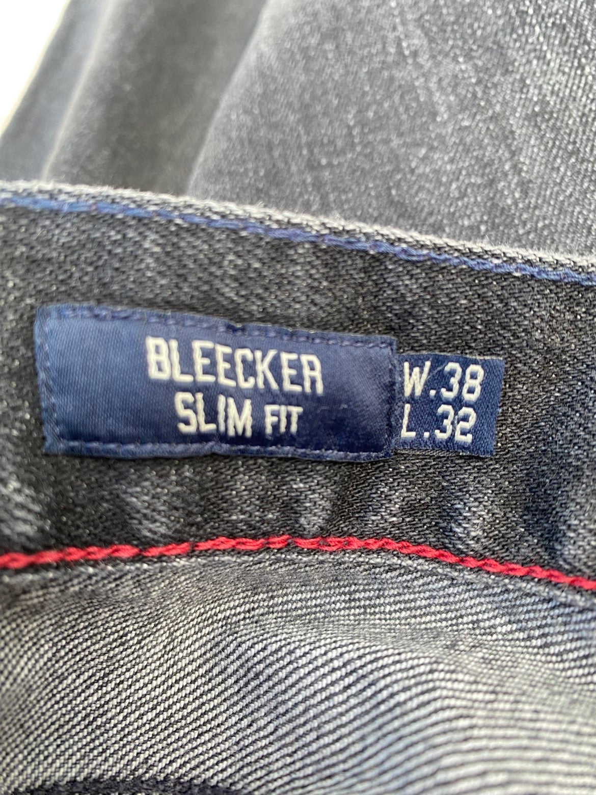 Tommy Hilfiger Jeans 38W 32L